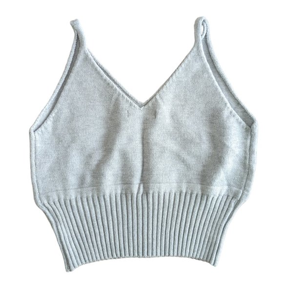 Women's NWT SHEIN ribbed knit solid cami crop top, grey, size M - Picture 2 of 4